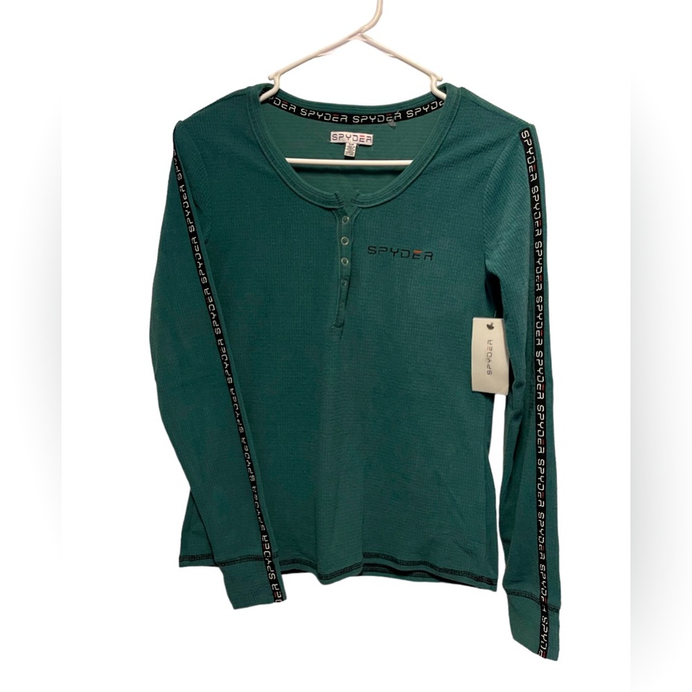 - Spyder Women’s Long Sleeve Crewneck Pullover Shirt Size s/p